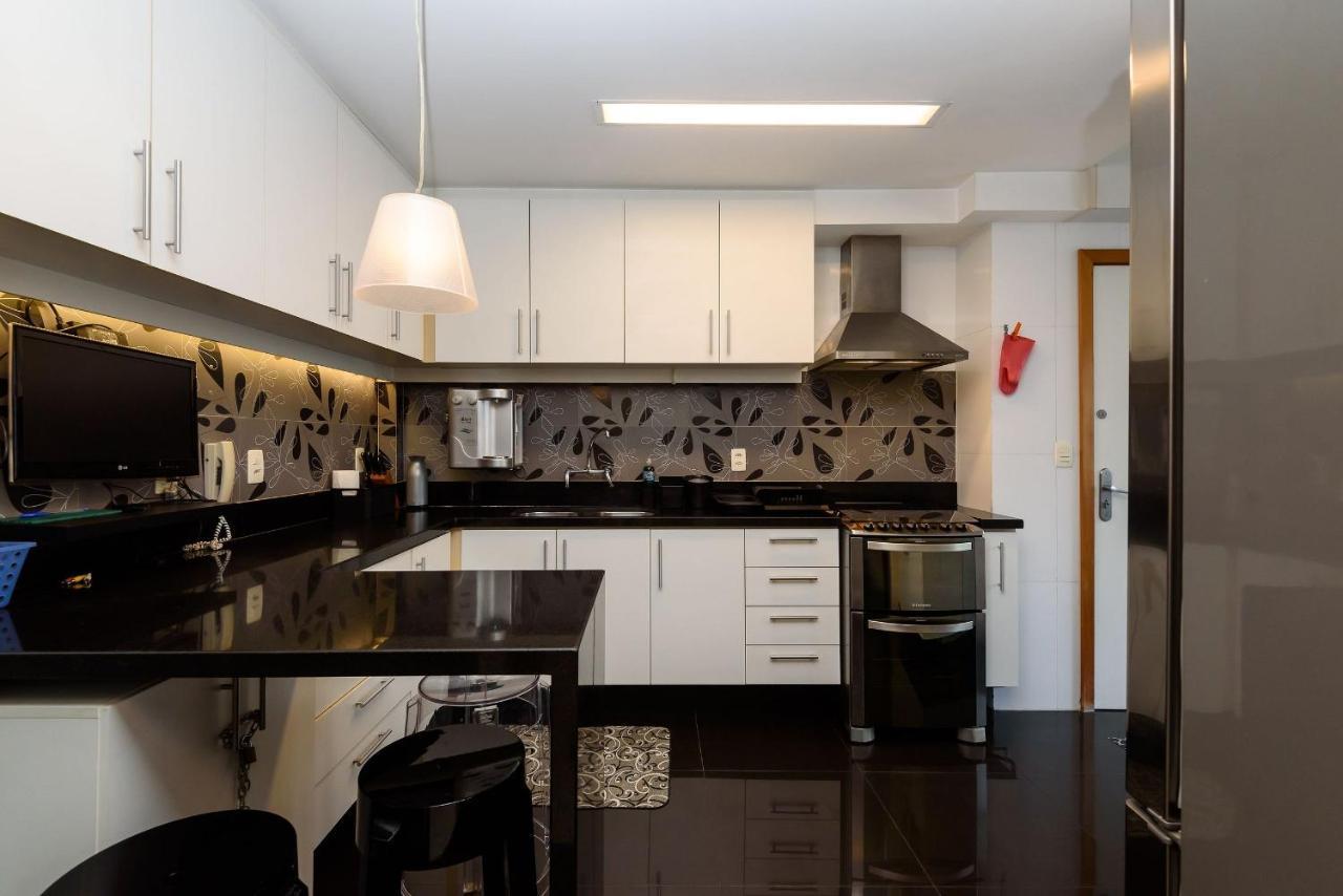 Varanda Vista Mar Copacabana Apartamento *